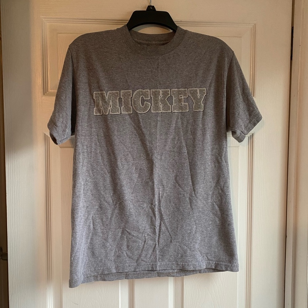 Disneyland t shirt (Mickey) Size M